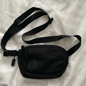 Baboon To The Moon fannypack mini in black